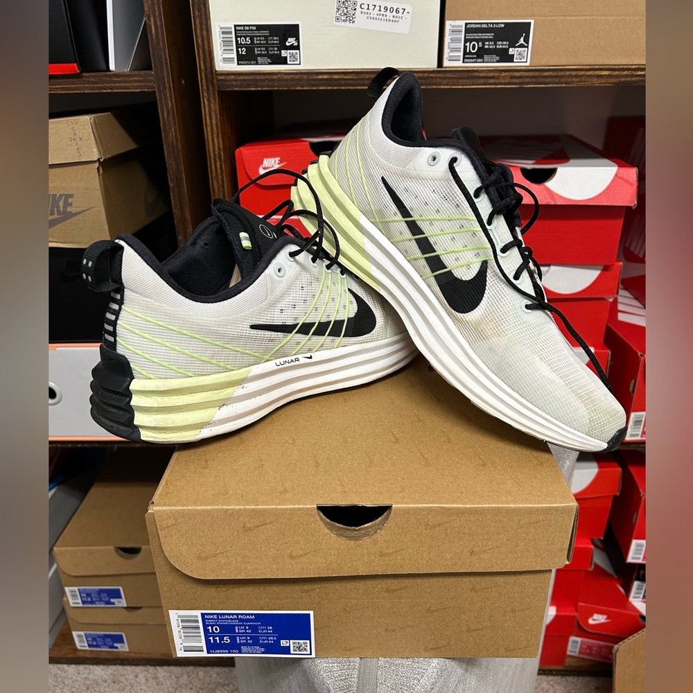 Nike Lunar Roam